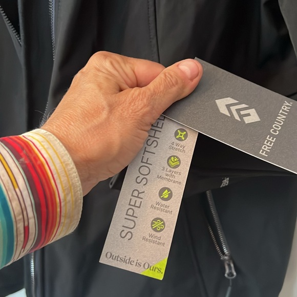 Free Country Jacket - Picture 3 of 9